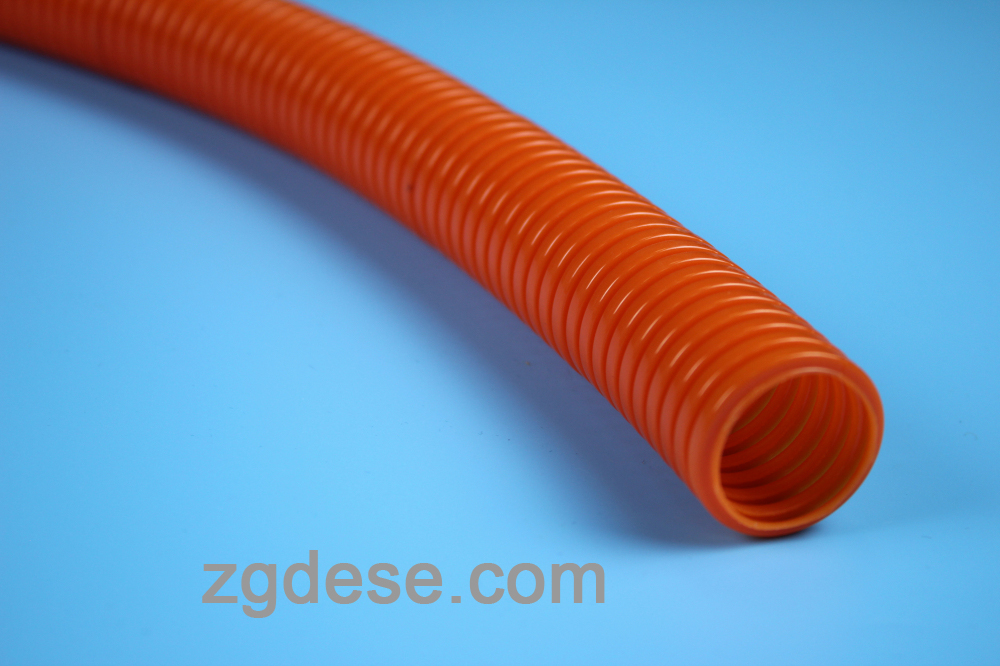 德盛尼龙波纹管采用德国进口改性原料制成，是塑料波纹管中的高新产品